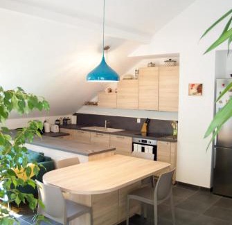 Duingt Apartment | Beautiful La Champanaise - 2 Bedroom Steps from Lake Annecy