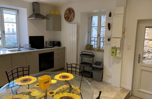 Champeix House | Pet-Friendly Retreat at La Champi'hôte - Champeix