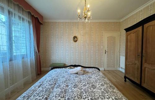 Change House | Family-Friendly Escape at La Changeenne Charme 12 Pers