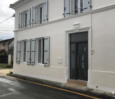 Saint-Palais-sur-Mer Apartment | Family-Friendly Stays at La Charentaise - Rated 8.6/10