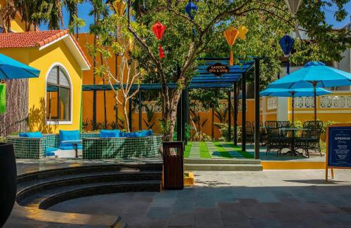 Hoi An Hotel | Experience La Charm Hoi An Hotel & Spa: Guest Rated 9.8