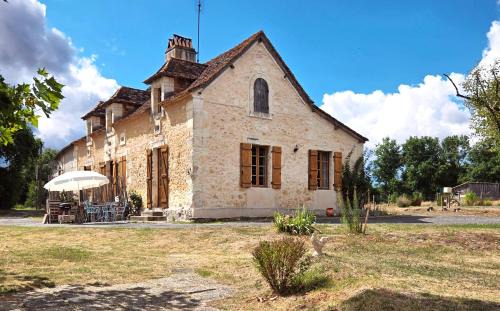 Saint-Gery House | Welcoming Getaway at La Chataîgnière - Pet and Child Friendly