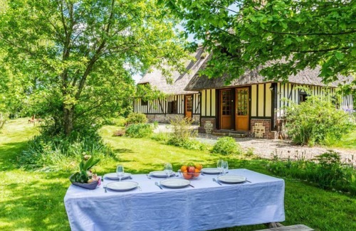 Saint-Georges-du-Mesnil House | Beachfront Bliss at La Chaumière by Interhome – 9.2/10 Rating