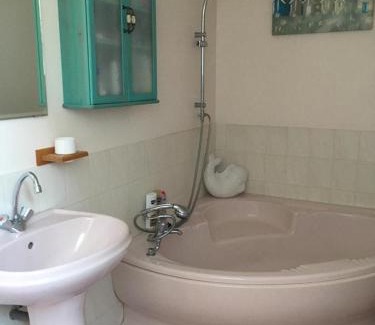 Sourdeval House | Pet-Friendly La Chaumière - Guest Rated 8.6/10