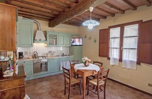 Gambassi Terme Apartment | Indulgent La Chicca: Oceanfront Retreat with Pool & Spa