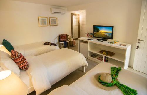 Ossos Hotel | Relax at La Chimère Buzios Essence with Pool & Family Fun