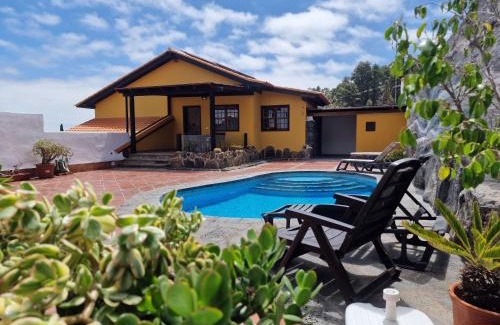 Santa Barbara House | Oceanfront Escape at La Chosita: Guest Rated 9.2/10