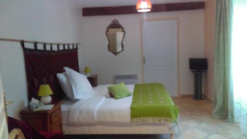 Foix Bed & Breakfast | Discover La Ciboulette: Pet Friendly & Family Welcoming Stay