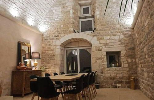 Saint-Marcel-d'Aredeche House | Discover La Clé de Voûte - 4-Star Comfort & Family Friendly