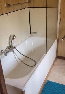 Bertogne House | Discover La Clé des Champs: Pet-Friendly Retreat with Kitchen