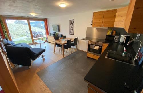 Heremence Bed & Breakfast | Discover La Clé des Champs: Pet-Friendly Getaway with High Ratings