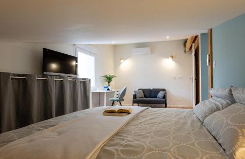 Chatel-Guyon Apartment | La Clé des Champs - Terrasse - Clim