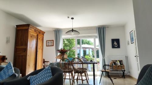 Plouezec House | Discover La clé des falaises: Oceanfront Retreat Awaits