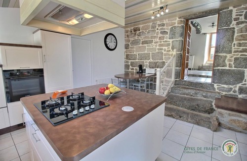 Kerien House | Kid-Friendly Getaway at La Clef des Champs in Kerien