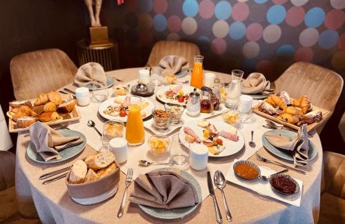 Mertzwiller Bed & Breakfast | Experience LA CLEF DES SONGES: Oceanfront Pet-Friendly Retreat