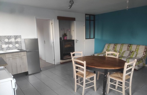 Luche-Pringe House | Inviting La Clefs des Champs: Pet-Friendly and Family-Oriented