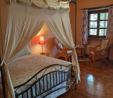 Pocapaglia Bed & Breakfast | Pet-Friendly Retreat: La Collina dei Passeri - Rated 9.5/10
