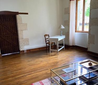Montbron Bed & Breakfast | Discover La Colline aux Licornes - Family-Friendly Retreat