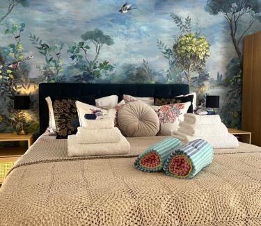 Saint-Romain House | Explore La Colline de Tilleul: 4-Star Cottage Near Aubeterre