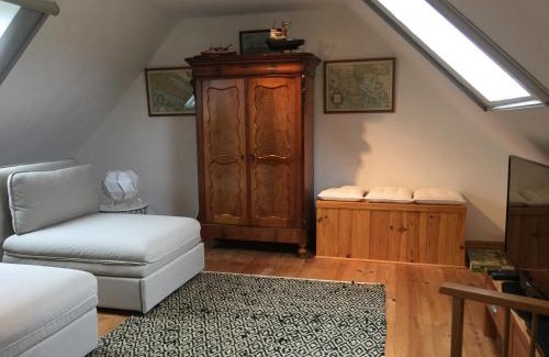 Locmaria-Berrien Apartment | Experience La Colline des Renards: Pet Friendly & Top Rated