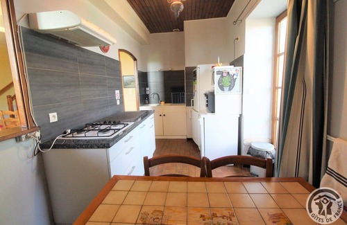 Rontalon House | Exceptional House with Spa & Family-Friendly Amenities