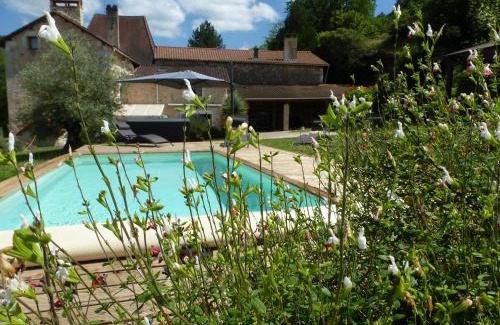 Sourzac House | Experience La Colline Truffière with Spa & Oceanfront Views