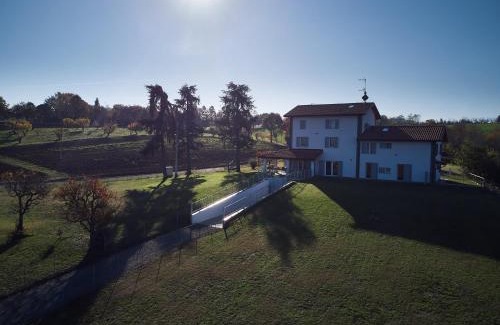 Crespellano Bed & Breakfast | Guest Rated 9.7: La Collinetta B&B with Spa & Pet-Friendly Stay