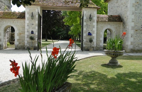 Bouin House | Discover La Colombier: A Family-Friendly French Retreat