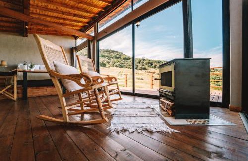 Guatavita House | Pet-Friendly Getaway at La Comarca de los Sueños - Rated 9.8