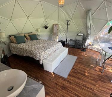 Canton Quepos Apartment | Pet-Friendly La Comarca River Glamping Dome with Ocean Views