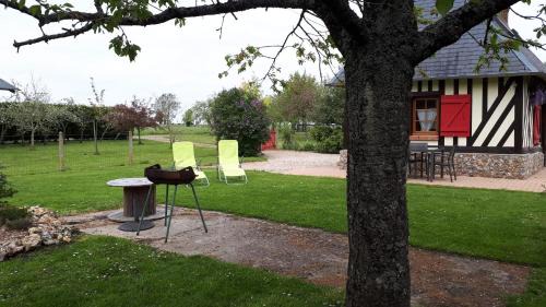 Plasnes House | Idyllic La Commère: Family-Friendly Gîte in Nature's Embrace