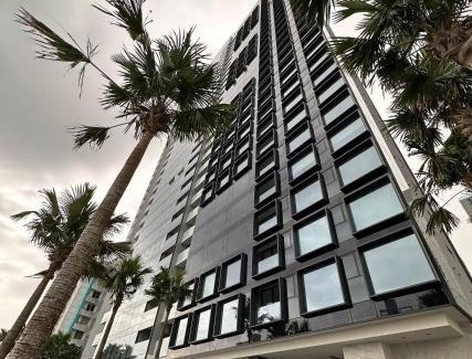 Calidonia Apartment | Experience Home Comfort with Oceanfront Views and Pool
