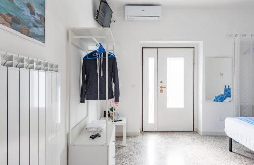 Vallevo Apartment | Comfortable Retreat at La Conchiglia dei Sogni - YourPlace