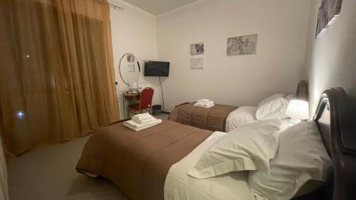 Mercogliano House | Pet-Friendly La Contessa B&B in Torrette - Family Friendly Stay