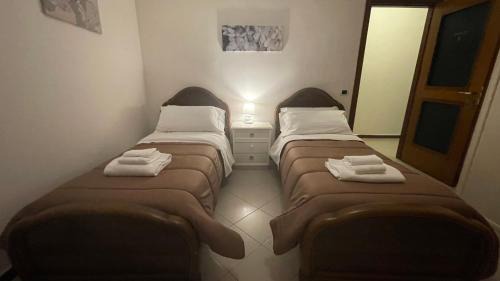 Mercogliano House | Pet-Friendly La Contessa B&B in Torrette - Family Friendly Stay