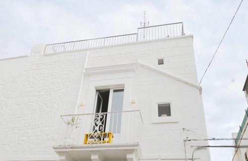 Ostuni House | Elegant Stay at La Contessina with Breakfast Included