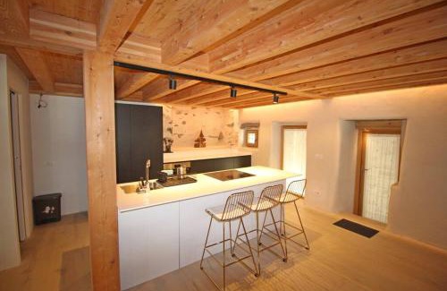 Antey-Saint-Andre Apartment | Experience Sunset Views at LA CORTE ANTEY – Rated 9.8/10