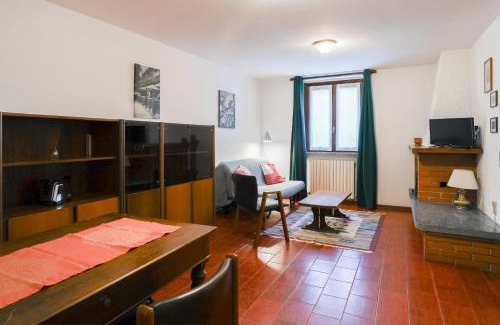 Cassina Valsassina Apartment | Cozy Getaway at La Corte Antica with Hot Tub & Pet Friendly