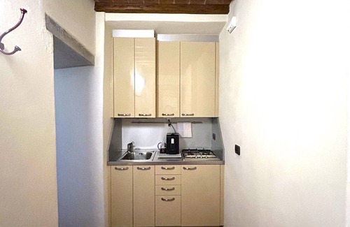 Quartiere di Porta Crucifera House | Elegant LA CORTE DEL RE SUITE with Spa & Breakfast in Arezzo