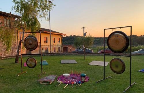 Lonato del Garda Apartment | Discover La Corte delle Fate: Pet-Friendly with Breakfast
