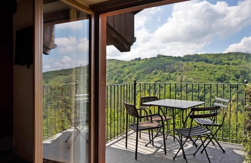 Cerretto Langhe Apartment | Elegant Stay at La Corte di Langa with Pool Access