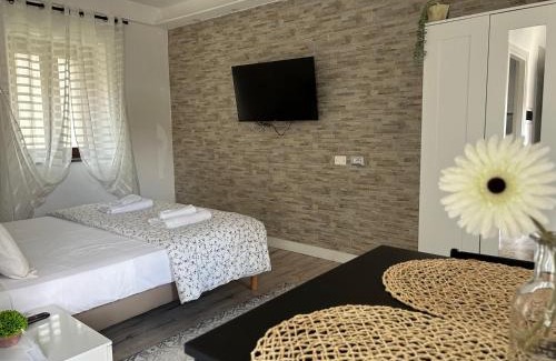 Sesto Calende Apartment | Discover La Corte di Silvia CENTRO: Rated 9/10 with Breakfast