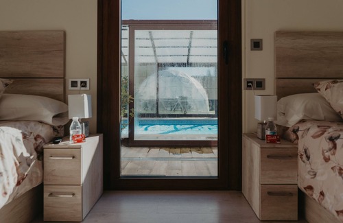 Barbadillo del Mercado Bed & Breakfast | Relax at La Costana de Barbadillo with Pool & Restaurant