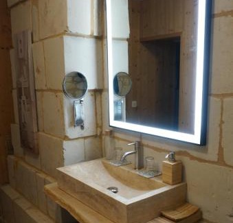 Louerre House | Oceanfront Escape at La Cotinière with 9.1/10 Rating