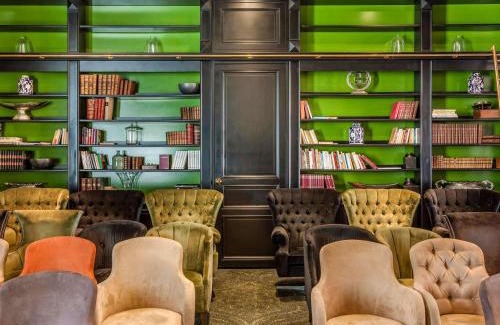 Carmes Hotel | Elegant La Cour des Consuls Hotel & Spa in Toulouse