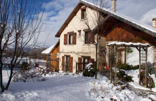 Saint-Leger-les-Melezes Bed & Breakfast | Discover La Coustille: Beachfront Rooms & Dining Experience