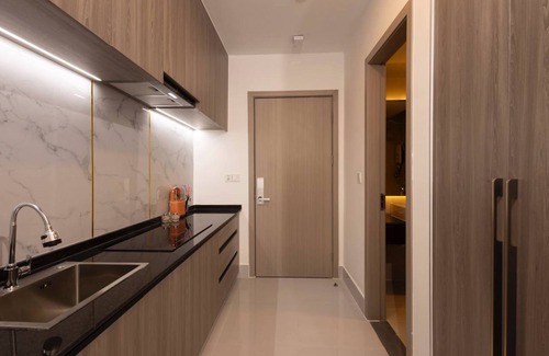 Tuol Kouk Apartment | Unwind at La Cozii TK: 4-Star Hotel with Pool & Spa
