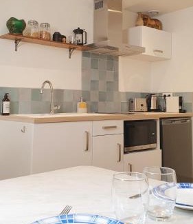 Coulanges-la-Vineuse House | Exceptional Oceanfront Experience at La Croix au Maitre