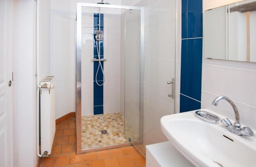 Brossay House | Excellent Stay at La Croix des Vignes - Family Friendly Hotel