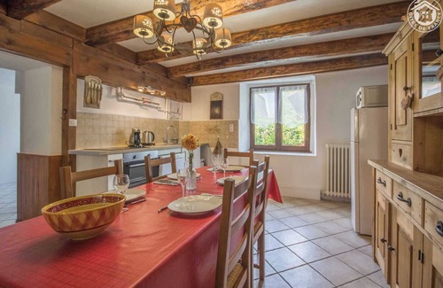 Saint-Girod House | Experience Lake Views at La Crouê - Entrelacs Hotel
